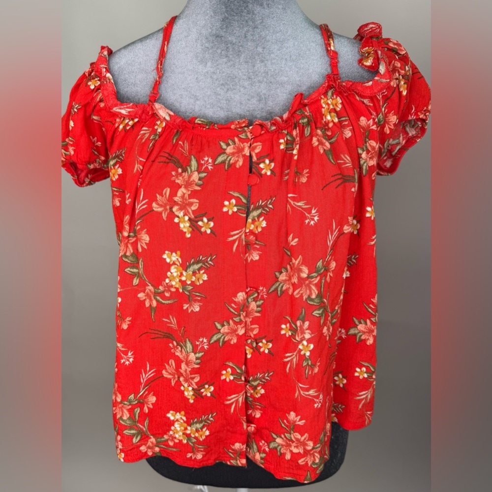 American Eagle Red Floral Off Shoulder Blouse Size Medium